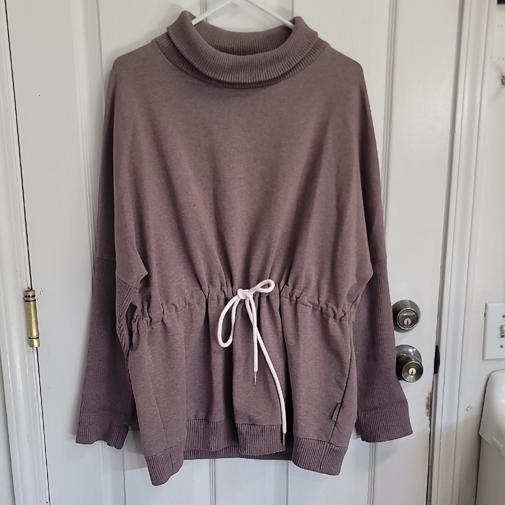 Varley Freya Mauve Turtleneck Sweatshirt